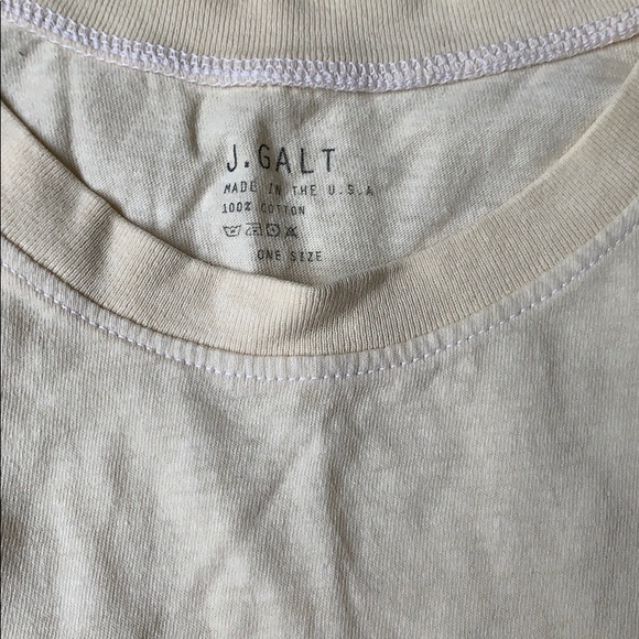 Brandy Melville Pale Yellow T-Shirt - Picture 3 of 3